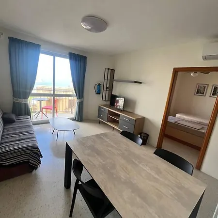 1 Bedrm Seaview Balluta Bay Сент Джулианс
